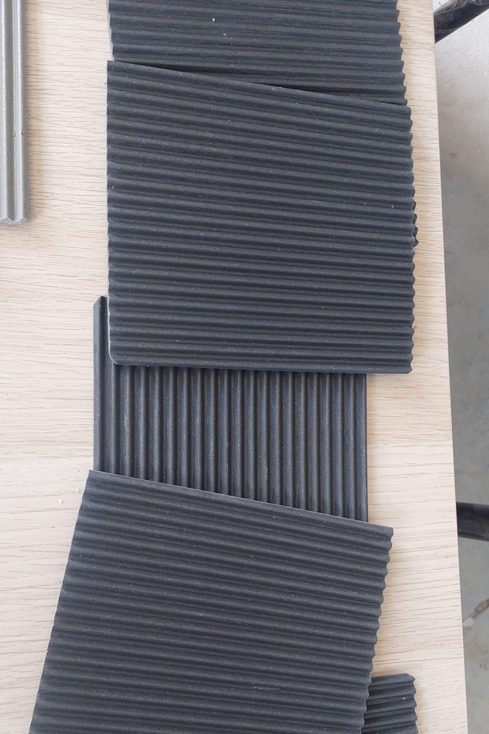 Jardiniere en polystone de L80×L34×H50cm – Image 2